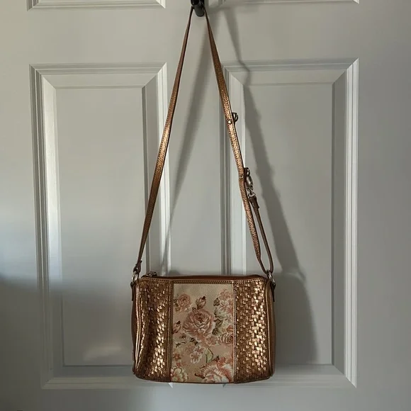 Lifestyle by Sharif Rose Gold Floral and Woven Women's Shoulder Bag - Picture 4 of 7